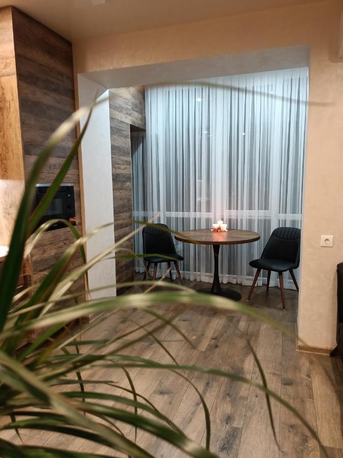 Вишуканий 1К Люкс! Khmel'nyts'kyy Exterior foto