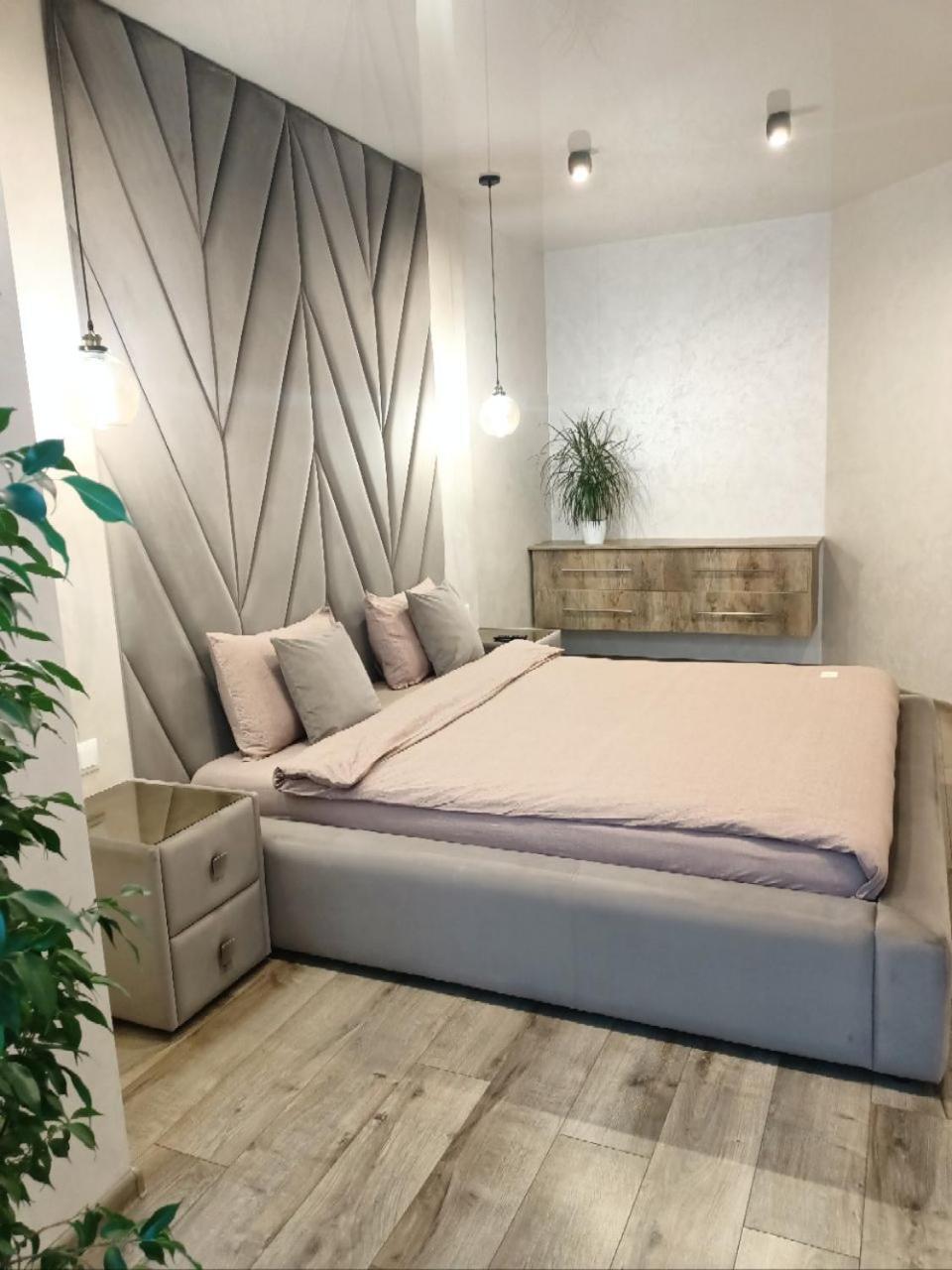Вишуканий 1К Люкс! Khmel'nyts'kyy Exterior foto
